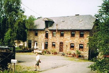 Foto van <p>Bornermühle</p>, Recht (Sankt Vith), Foto: Robert Van Ryckeghem, 31.05.2003 | Database Belgische molens