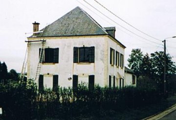 Foto van <p>Sciérie de la Motte</p>, Izel (Chiny), Foto: Robert Van Ryckeghem, 10.10.2004 | Database Belgische molens