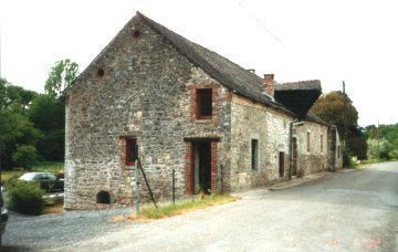 Foto van Moulin de Vogenée, Vogenée (Walcourt), Foto: Robert Van Ryckeghem, Koolkerke | Database Belgische molens