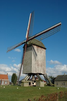 Foto van Stalijzermolen, Leisele (Alveringem), Foto: Donald Vandenbulcke, Staden | Database Belgische molens