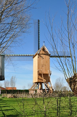 Foto van Beukelaremolen, Merkem (Houthulst), Foto: Donald Vandenbulcke, Staden, 10.04.2016 | Database Belgische molens