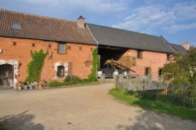 <p>Kleine Molen<br />Kleinmolen<br />Kleen Meulen</p> <p>Kleine Molen<br />Kleinmolen<br />Kleen Meulen</p>