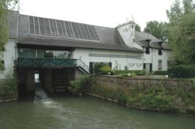 <p>Bellemolen<br />Grote Molen</p>