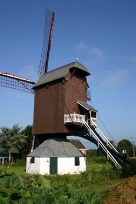 <p>Verloren Kostmolen<br />Molen van Schaffen<br />De Windmolen<br />Molen van t Dorp</p> <p>Verloren Kostmolen<br />Molen van Schaffen<br />De Windmolen<br />Molen van t Dorp</p>