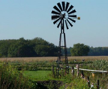 Foto van Pompmolentje van Hazegewoud, Arendonk, Foto: Ronald Bakker, 03.09.2017 | Database Belgische molens