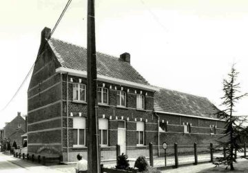 Stuivenbergmolen, Molen Andries, Dorekensmolen, Dorekesmolen, Schagermolen