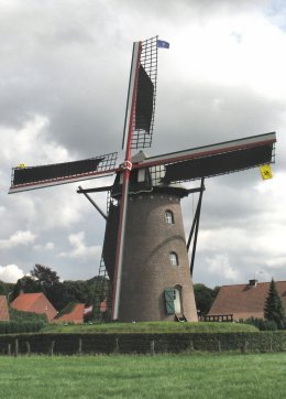 Foto van Scherpenbergmolen, Westmalle (Malle), Foto: Fred Oostra, Westmalle | Database Belgische molens