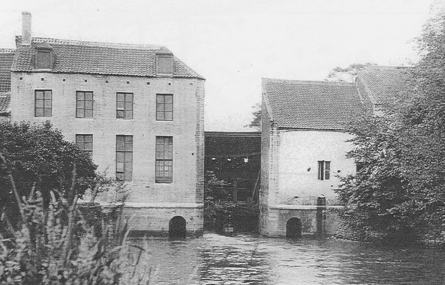 Paepsemmolen, Poxcatmolen, Molen van het eiland Sint-Helena, Volmolen / Voldersmolen, Voetenmolen