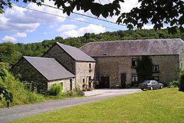 Foto van Grand Moulin<br />Moulin de Dourbes, Dourbes (Viroinval), Foto: Philippe Cardier, 2008 | Database Belgische molens