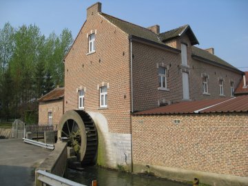 Foto van Oude Molen<br />Molen Pexters, Berlingen (Wellen), Foto: Frans Van Bruaene, Laakdal, 15.04.2009 | Database Belgische molens