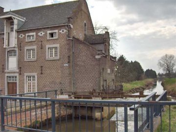 Van Veldekemolen, Vanveldekemolen, Veldekermolen, Velkermolen