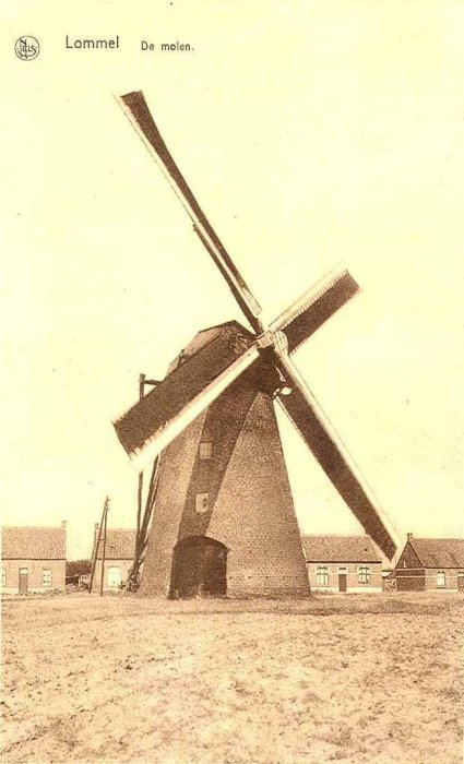 Nieuwe Molen, Stenen Molen, Molen Mennen, Van Leemputtenmolen