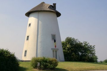 Foto van <p>Le Vieux Moulin</p>, Corswarem (Berloz), Foto: Will Urselmann, Maastricht, 21.05.2011 | Database Belgische molens