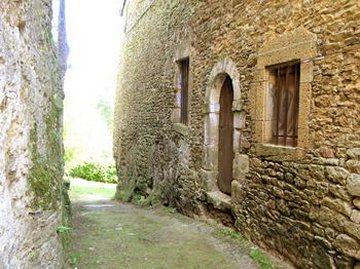 Foto van Vieux Moulin<br />Moulin banal<br />Moulin de Chassepierre<br />Maison du Pays de Chassepierre, Chassepierre (Florenville), Foto: Marc Poncin, 2006 | Database Belgische molens