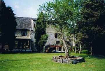 Foto van <p>Moulin Sainte-Catherine<br />Moulin d'Aisne</p>, Heyd (Durbuy), Foto: Robert Van Ryckeghem, 06.05.2004 | Database Belgische molens