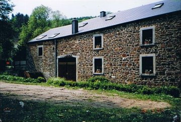 Foto van <p>Moulin d'Eveux</p>, Mormont (Erezée), Foto: Robert Van Ryckeghem, Sint-Andries | Database Belgische molens