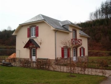 Foto van <p>Moulin de Remagne<br />Moulin Moderne</p>, Remagne (Libramont-Chevigny), Foto: Jean-Paul Vingerhoed | Database Belgische molens