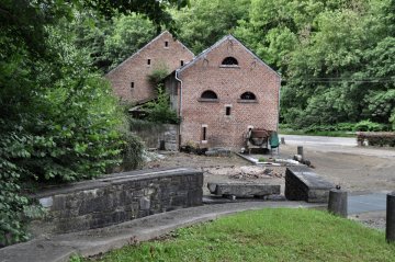 Foto van Le Stordoir<br />Ferme du Stordoir<br />Le Folerechmoulin, Floreffe, Foto: Jean-Paul Vingerhoed, Corroy-le-Grand, 17.07.2011 | Database Belgische molens