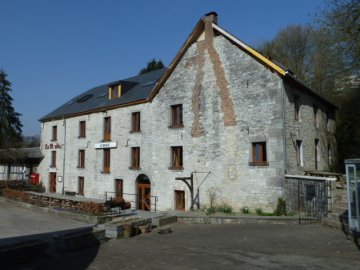 Foto van <p>Moulin de Romedenne<br />moulin de Chaweson<br />Moulin Bayot</p>, Romedenne (Philippeville), Foto: Ton Slings, Heerlen, 28.03.2012 | Database Belgische molens