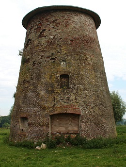 Foto van Tarandusmolen<br />Molen 't Hogervuren, Dikkelvenne (Gavere), Foto: Denis Van Cronenburg, Gentbrugge, 08.06.2014 | Database Belgische molens