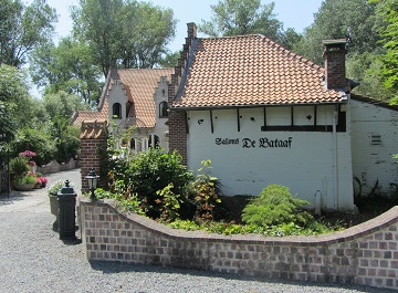 Foto van Watermolen 's Heerenmeersen<br />De Bataaf, Herzele, Foto: Marnix Bogaert, Marke, 11.07.2015 | Database Belgische molens