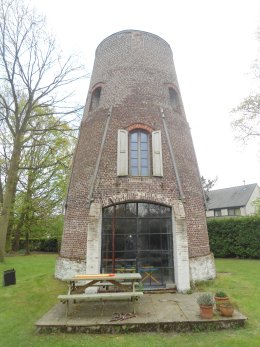 Foto van Lindemolen<br />Molen De Coene, Melle, Foto: Maarten Osstyn, Adegem, 04.05.2014 | Database Belgische molens