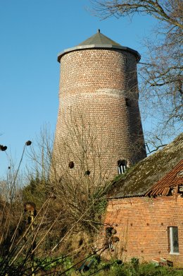 Foto van Doornbroekmolen<br />Kostersmolen, Steenhuize-Wijnhuize (Herzele), Foto: Donald Vandenbulcke, Staden, 26.12.2008 | Database Belgische molens