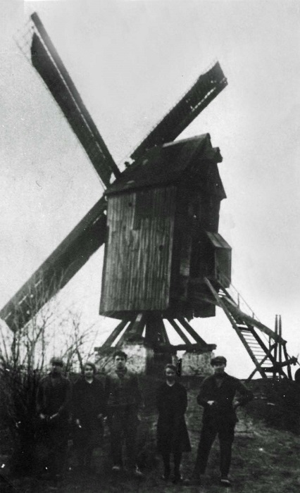 Den Beer, Molen De Vos