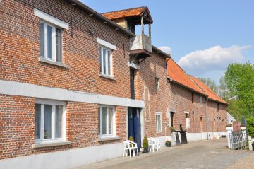 Foto van <p>Molen van Geetbets</p>, Geetbets, Foto: Donald Vandenbulcke, Staden, 18.05.2010 | Database Belgische molens