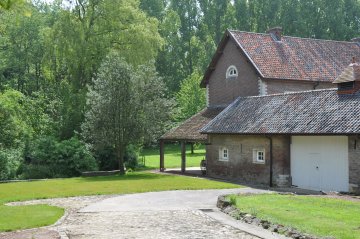 Foto van <p>Oude Molen<br />Molen van Meldert<br />Molen van Doppelt</p>, Meldert (Hoegaarden), Foto: Donald Vandenbulcke, Staden, 18.05.2010 | Database Belgische molens