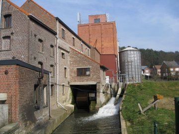 Foto van <p>Weertmolen<br />Vanden Bempt Molens</p>, Sint-Joris-Weert (Oud-Heverlee), Foto: Frans Van Bruaene, Laakdal, 15.03.2011 | Database Belgische molens