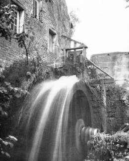 Foto van <p>Nieuwermolen<br />Molen van het Kasteel</p>, Sint-Ulriks-Kapelle (Dilbeek), Verzameling Ons Molenheem | Database Belgische molens