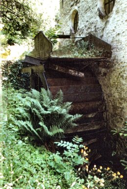 Foto van <p>Moulin Valérienne<br />Moulin Debienne</p>, Chaumont-Gistoux, Foto: Robert Van Ryckeghem | Database Belgische molens