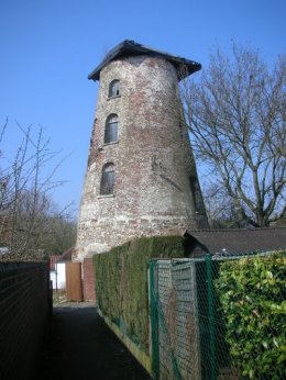 Foto van <p>Moulin de Lillois</p>, Lillois-Witterzée (Braine-lAlleud), Foto: Jean-François Piraux, 25.03.2012 | Database Belgische molens