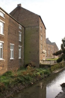 Foto van <p>Moulin de Orp-le-Grand<br />Moulin Bernar<br />Moulin Joachim</p>, Orp-le-Grand (Orp-Jauche), Foto: Will Urselmann, Maastricht, dec. 2010 | Database Belgische molens