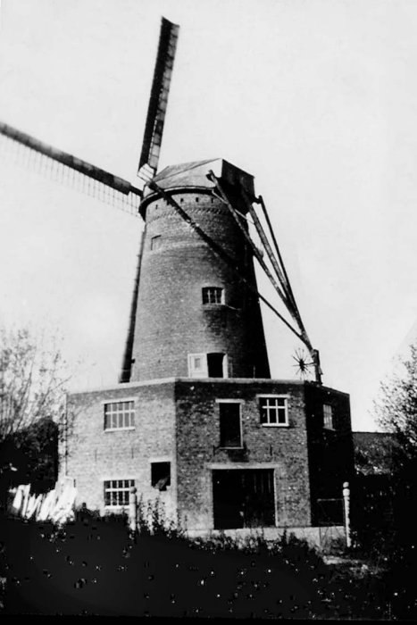 Lindemolen - II, Molen Billiet, Molen Landuyt