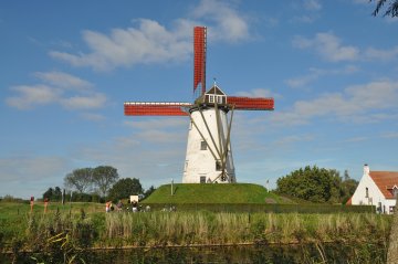 Foto van Schellemolen<br />Scellemolen - II, Damme, Foto: Donald Vandenbulcke, Staden, 06.10.2013 | Database Belgische molens