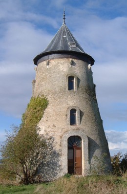 Foto van Sint-Gustaafsmolen<br />De Leiemolen (hist.)<br />De Leie, La Lys (hist.), De Moeren (Veurne), Foto: Donald Vandenbulcke, Staden | Database Belgische molens