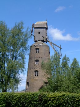 De Meerlaan, Meerlaanmolen