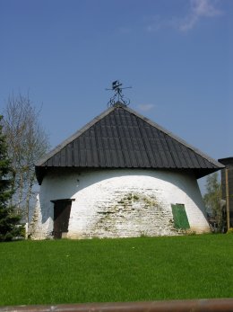 Foto van Stampkotmolen, Kaster (Anzegem), Foto: Donald Vandenbulcke, Staden | Database Belgische molens