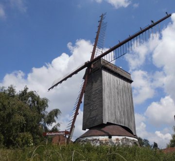 Foto van Koutermolen, Kortemark, Foto: Eric Plovyt, Ursel, 14.05.2014 | Database Belgische molens