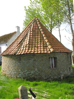 Foto van Rosmolen van het Paddegat, Stalhille (Jabbeke), Foto: Donald Vandenbulcke, Staden | Database Belgische molens
