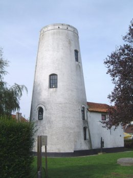 Foto van Molen van Stene<br />Plaatsemolen, Stene (Oostende), Foto: Donald Vandenbulcke | Database Belgische molens