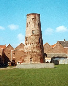 Foto van Molen Denys, Wevelgem, Foto: Robert Van Ryckeghem | Database Belgische molens